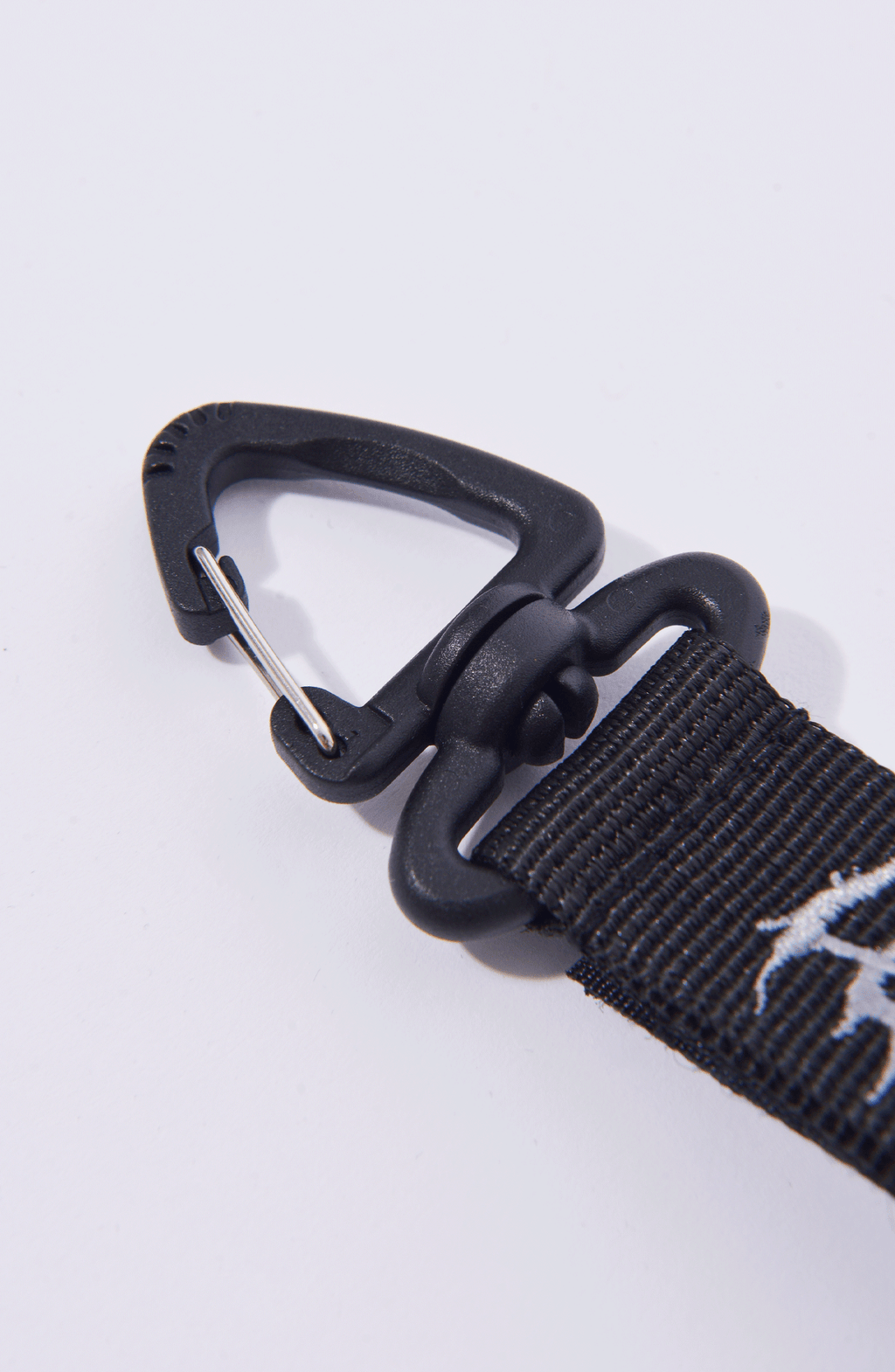 Luda - Black Retractable Keychain