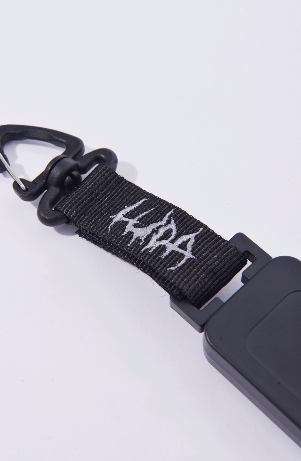Luda - Black Retractable Keychain