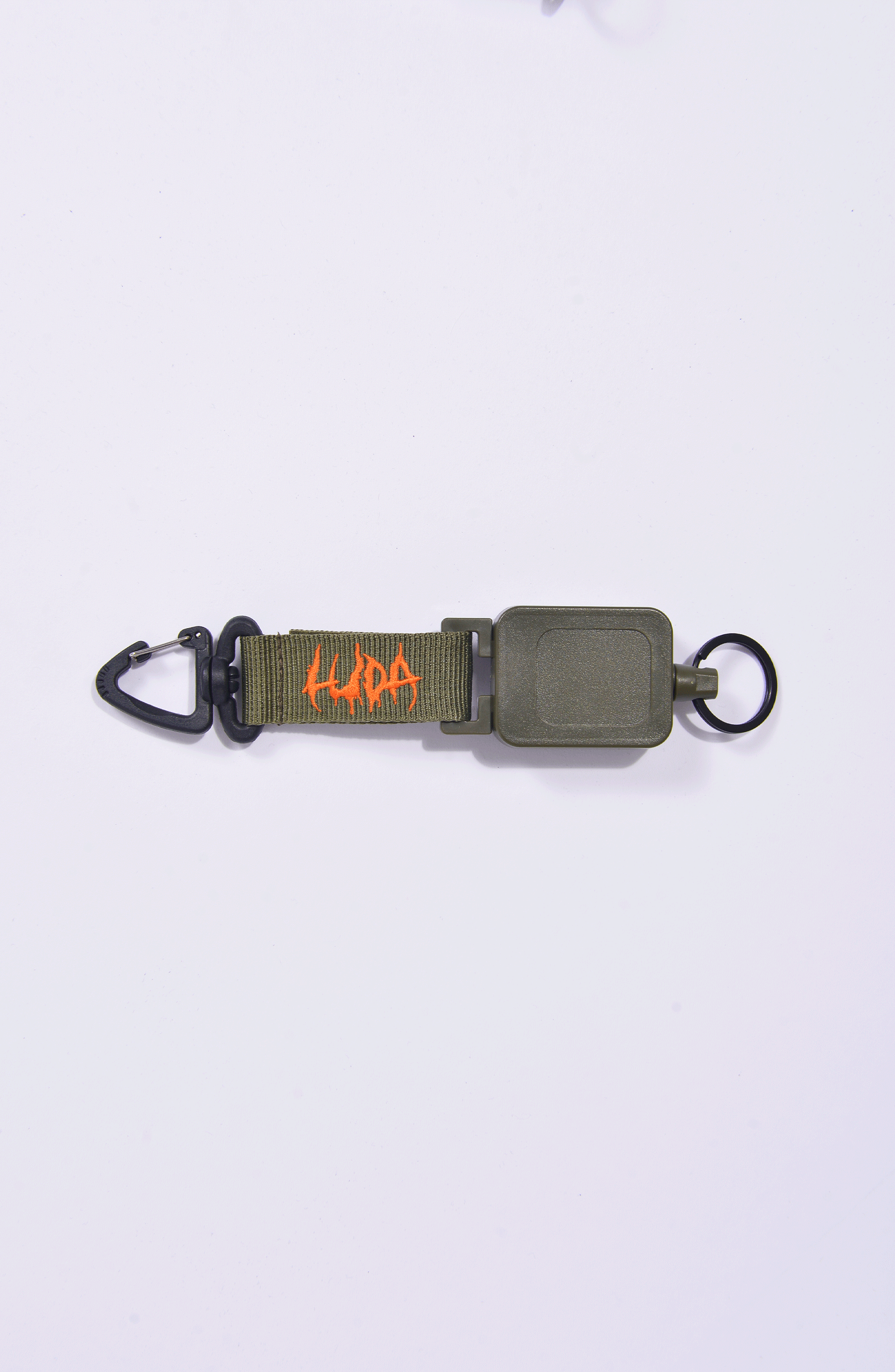 Luda - Green Retractable Keychain