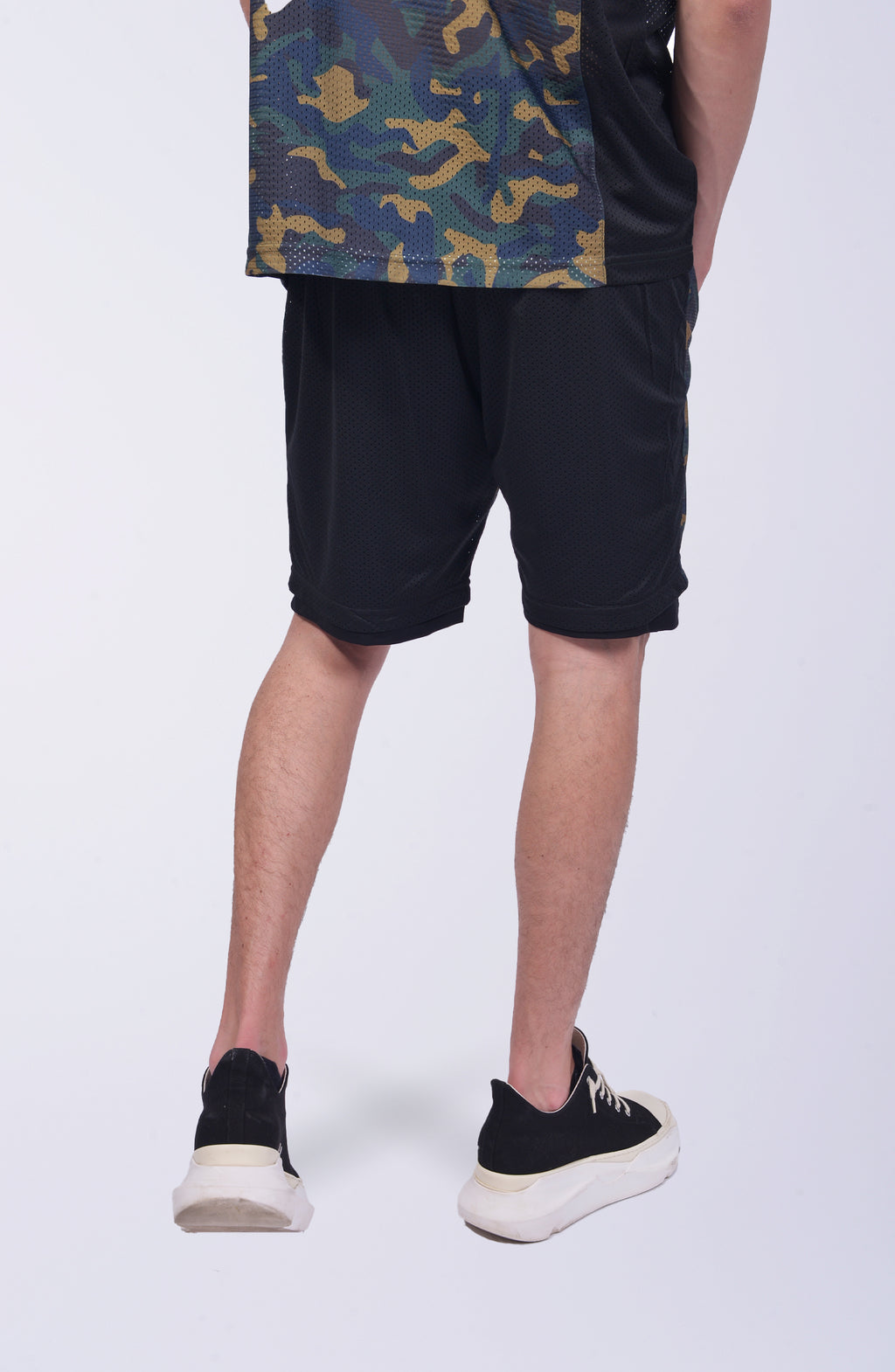 Luda - Camo Mesh - Shorts