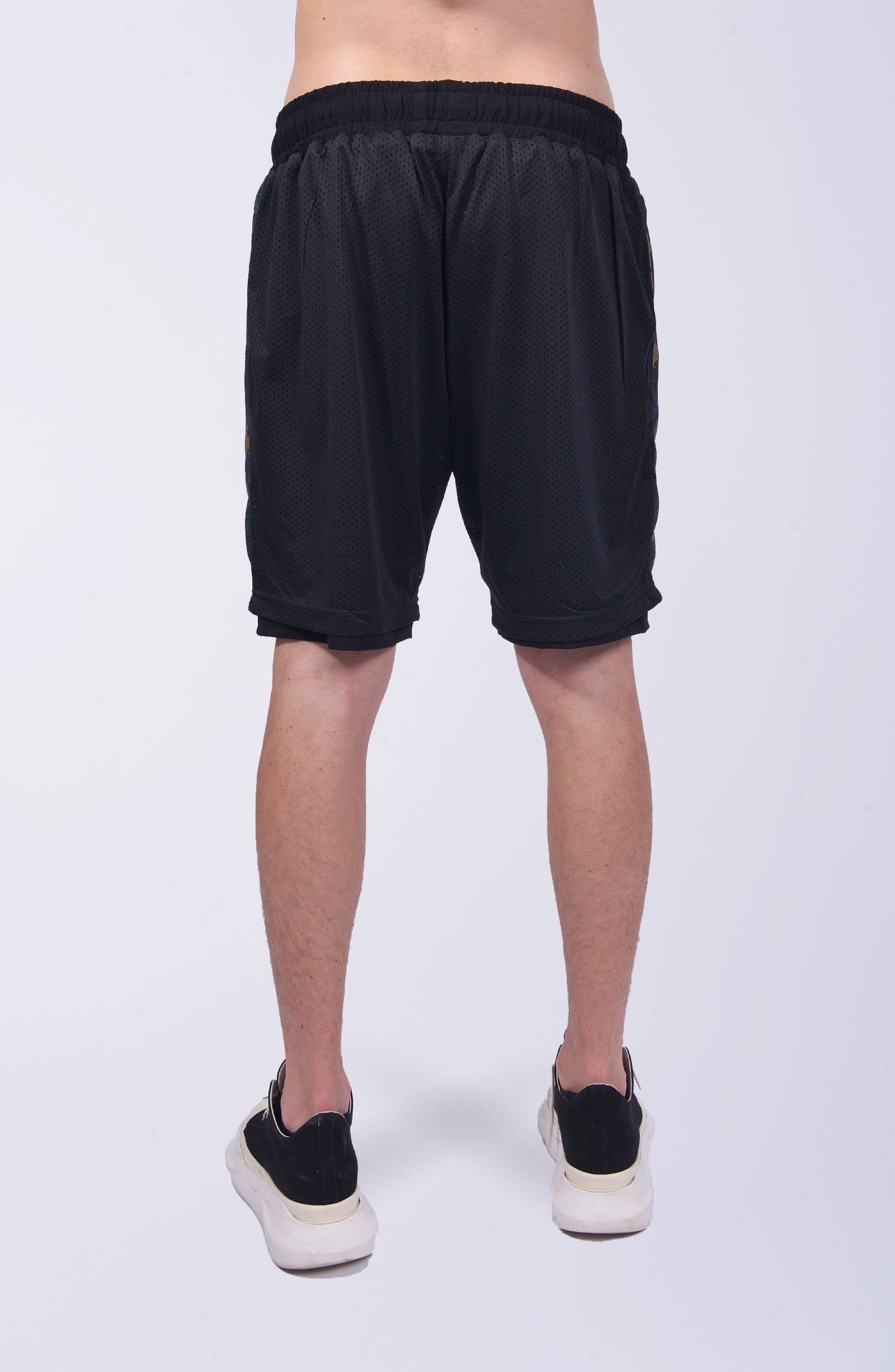 Luda - Camo Mesh - Shorts