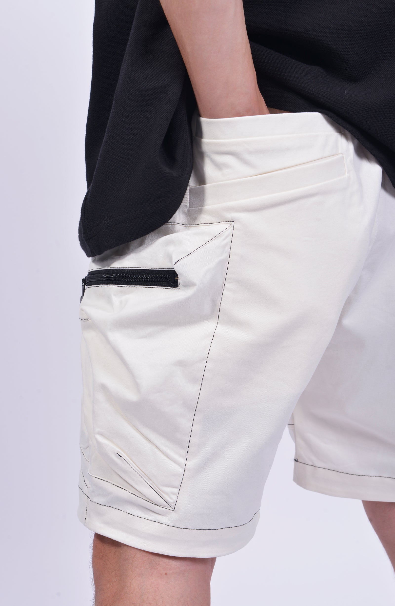 Luda - Buckle Shorts - White