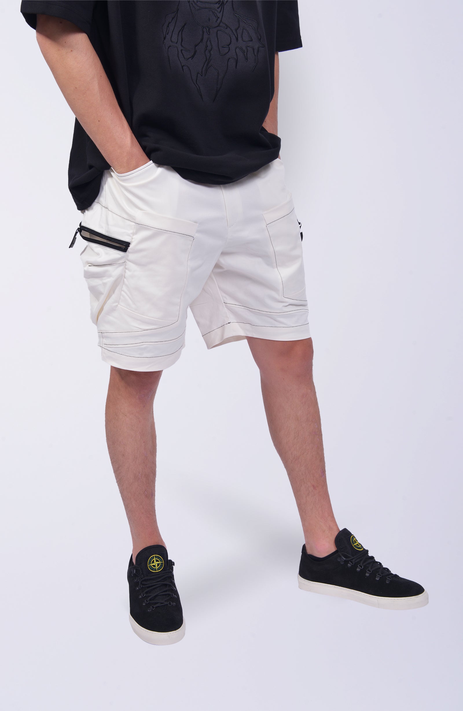 Luda - Buckle Shorts - White