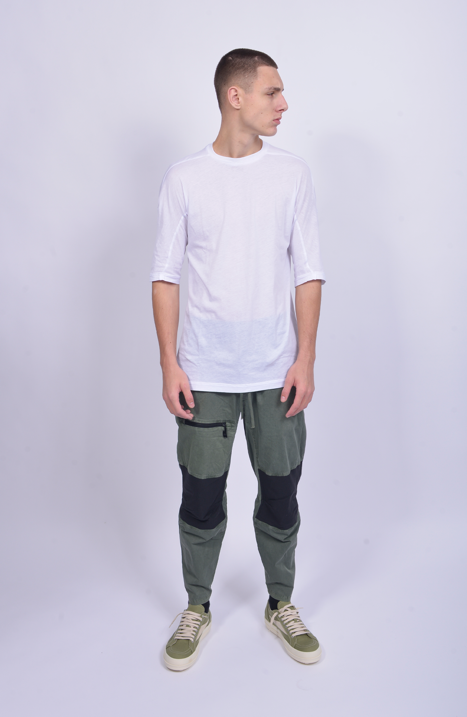 Luda - Plain T-Shirt