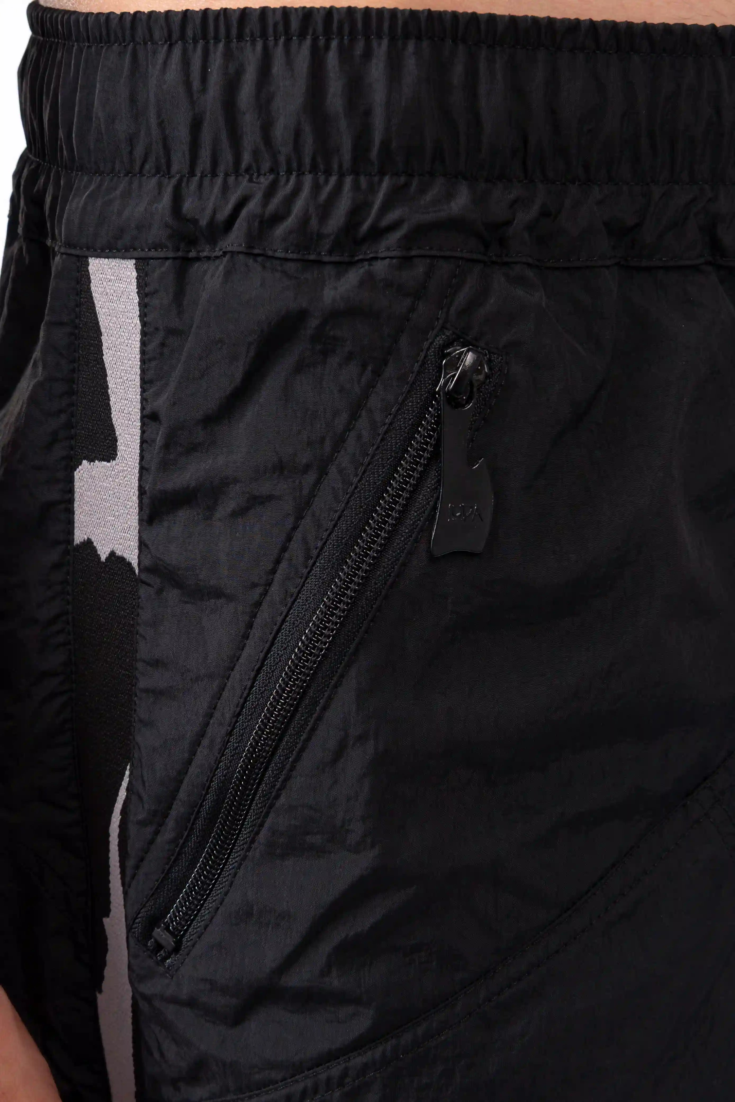 Luda - Side Split Shorts