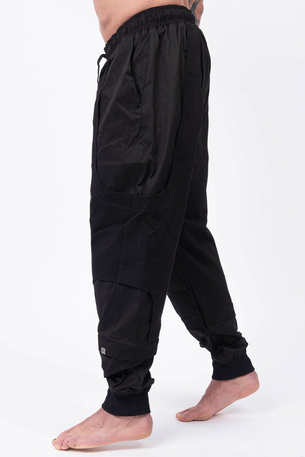 Luda - Diagonal Black Trousers