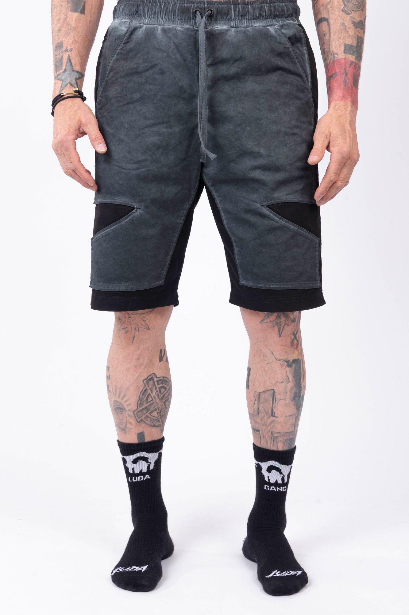 Luda - Cotton Jagged Shorts - Dark