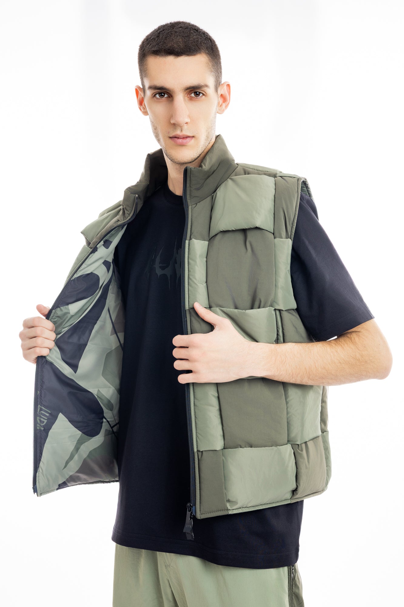 Luda - Intertwined Vest Green