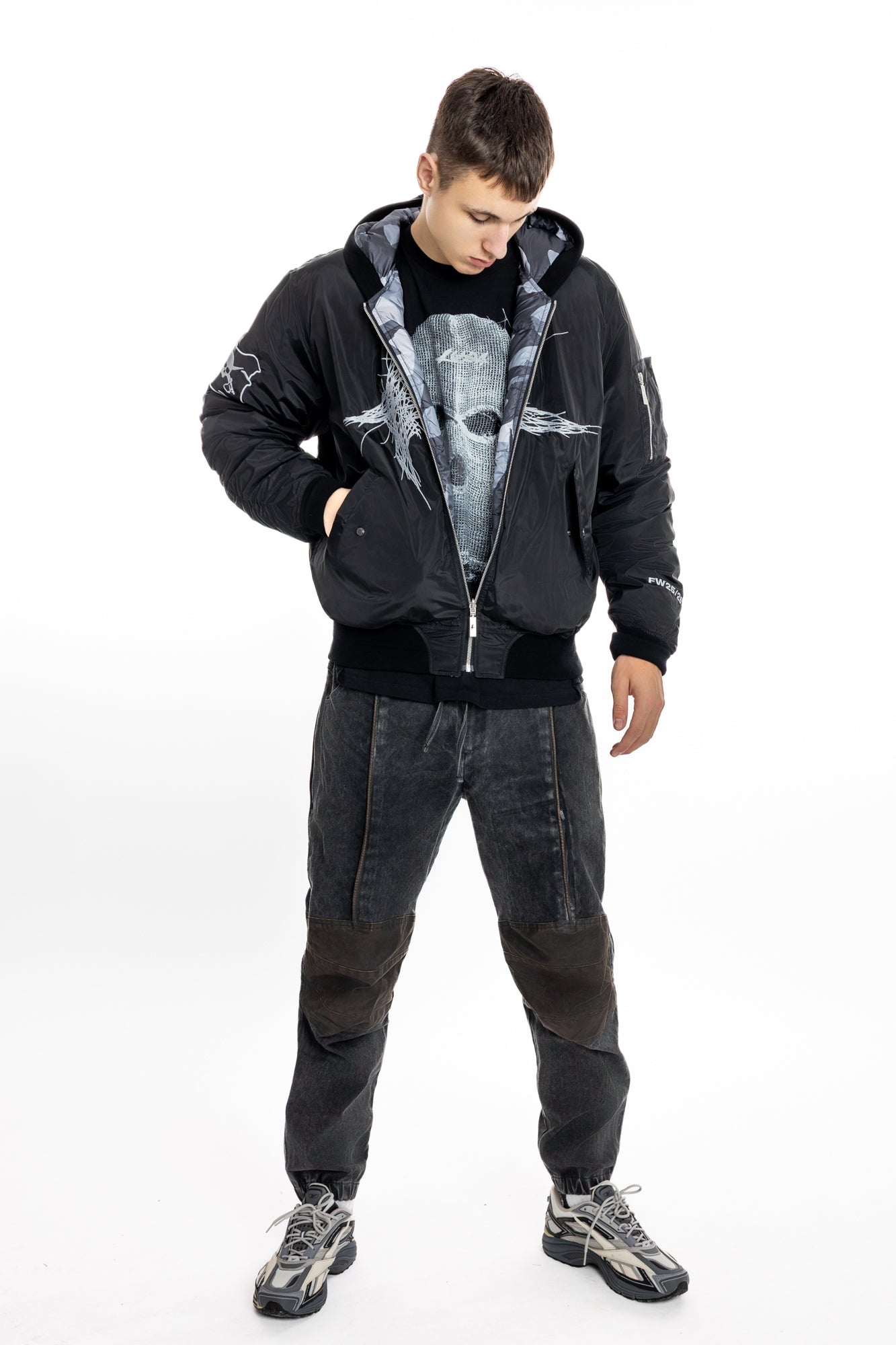 Luda - Reversible Bomber