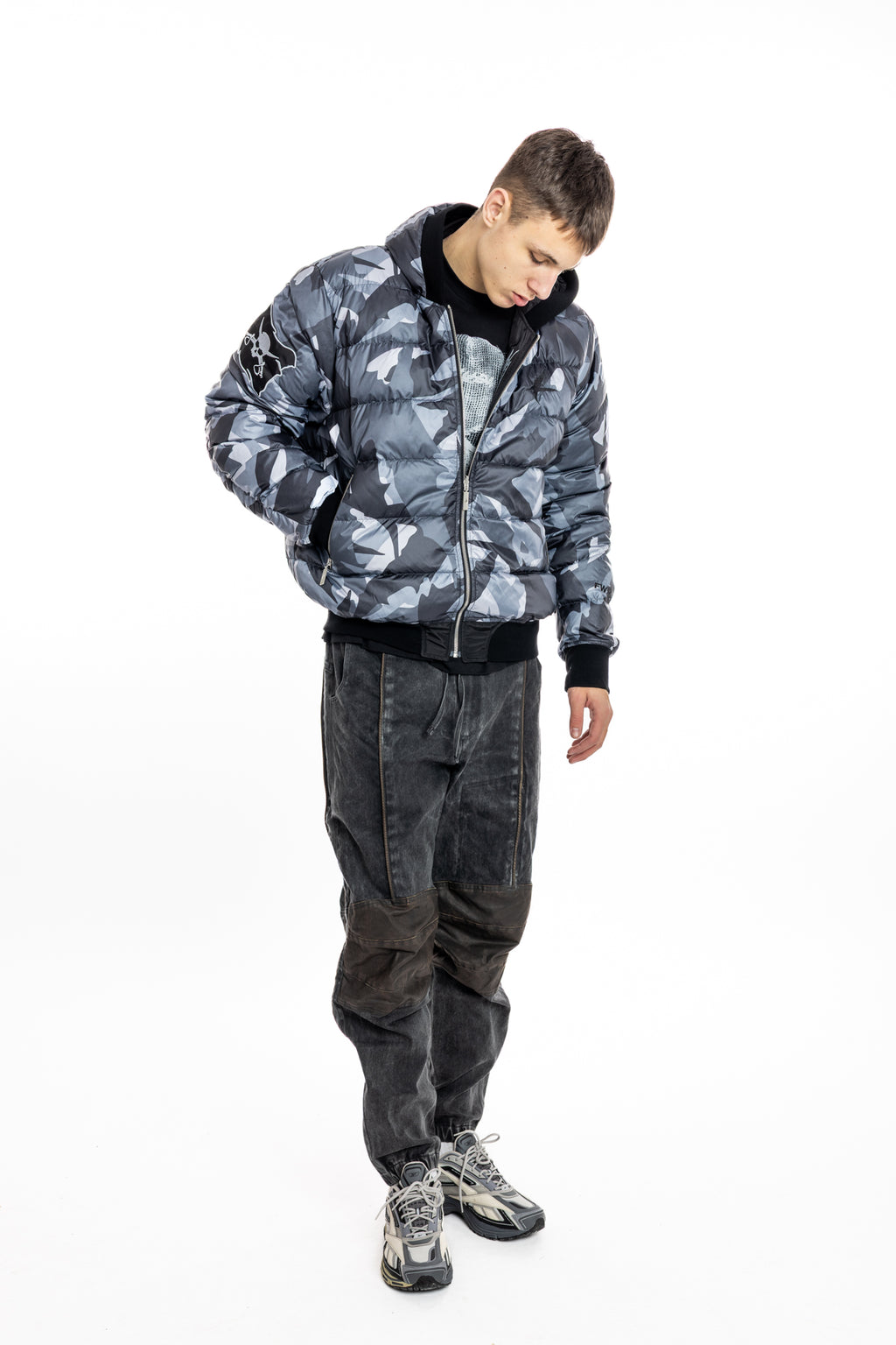 Luda - Reversible Bomber