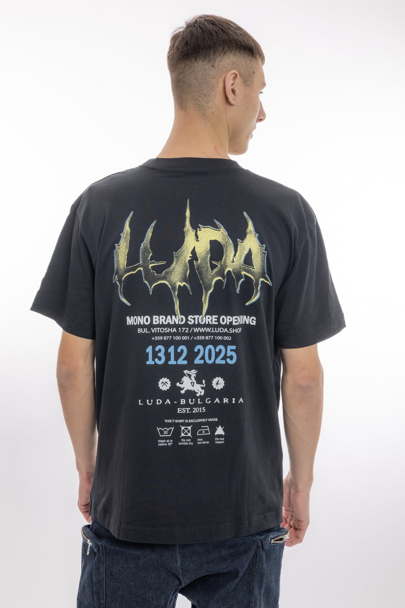 Luda - Mono Brand T-Shirt