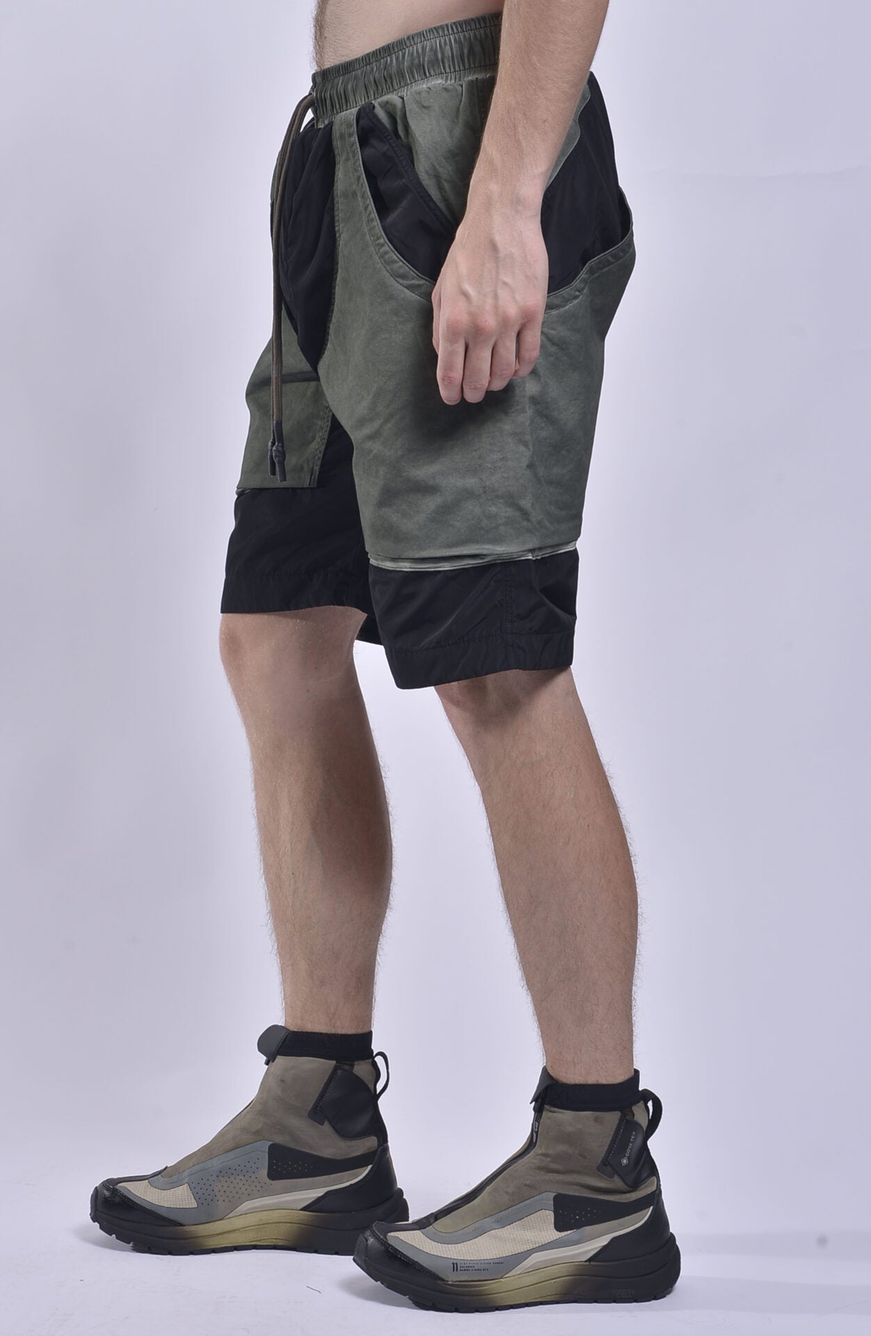 Luda - Big Pockets Shorts