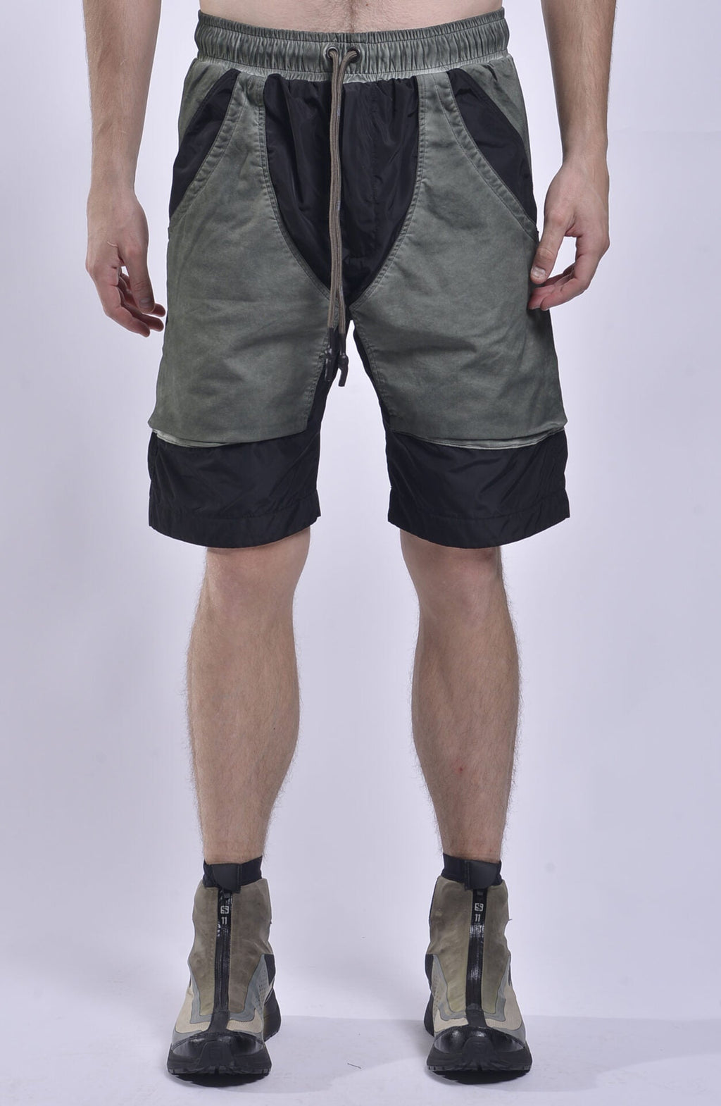 Luda - Big Pockets Shorts