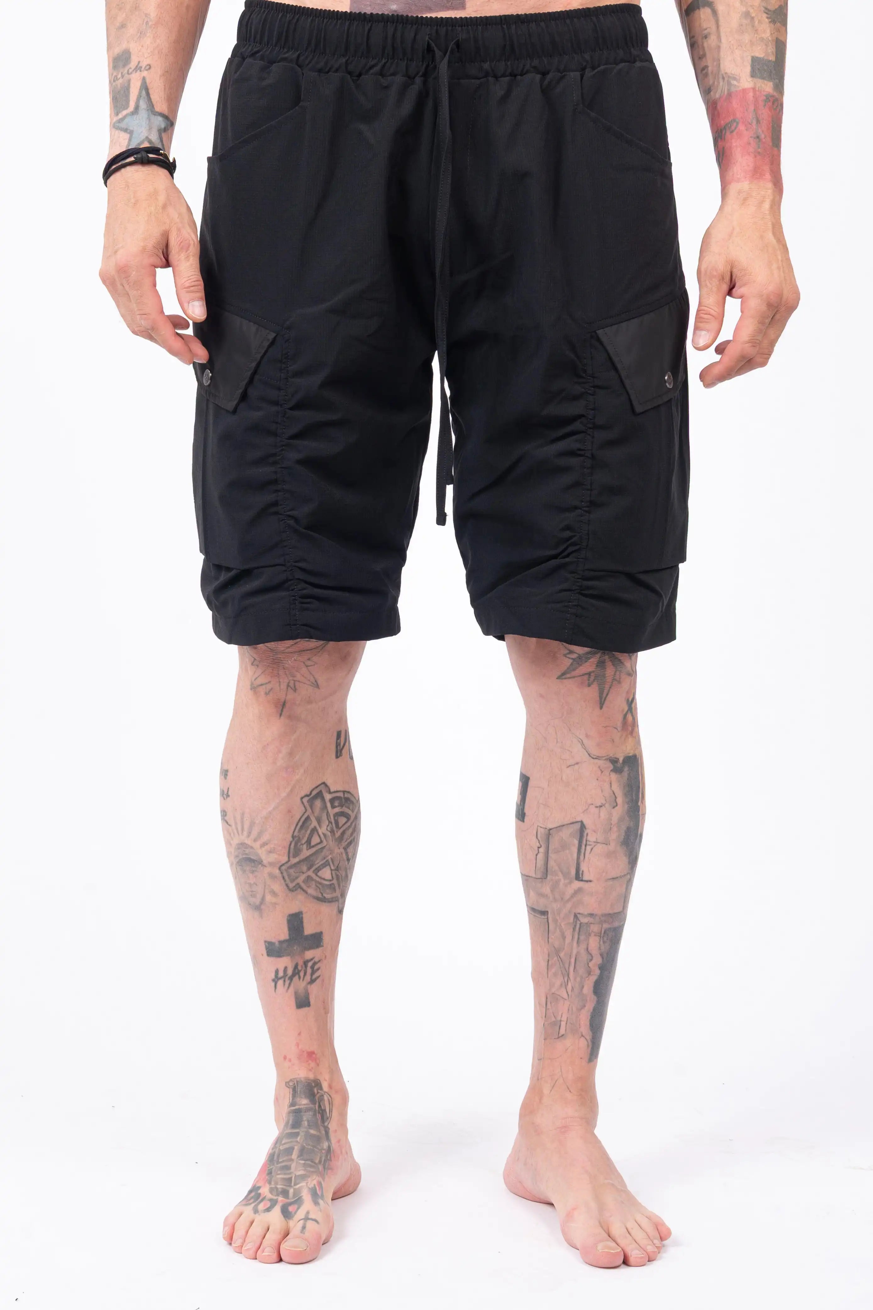 Luda - Cargo All Black Shorts