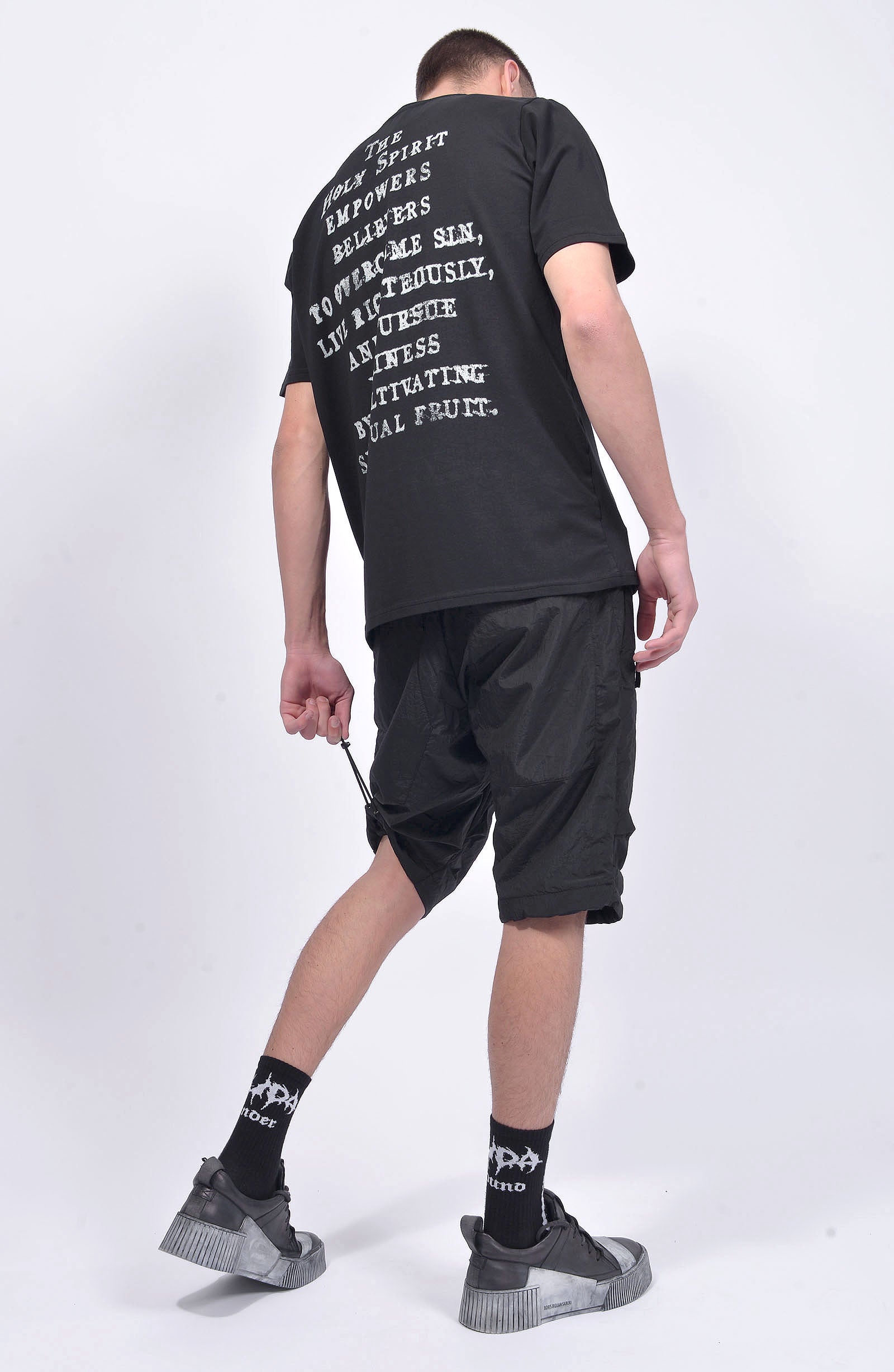 Luda - Elasticated Leg Shorts